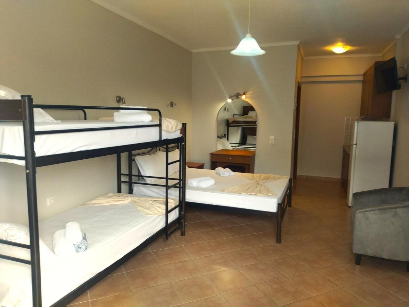 Athanasia Inn Vrasná Exteriör bild